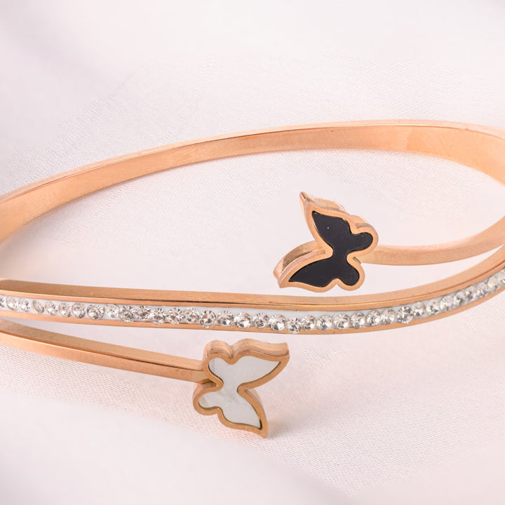 BUTTERFLY BANGLE WITH MOP