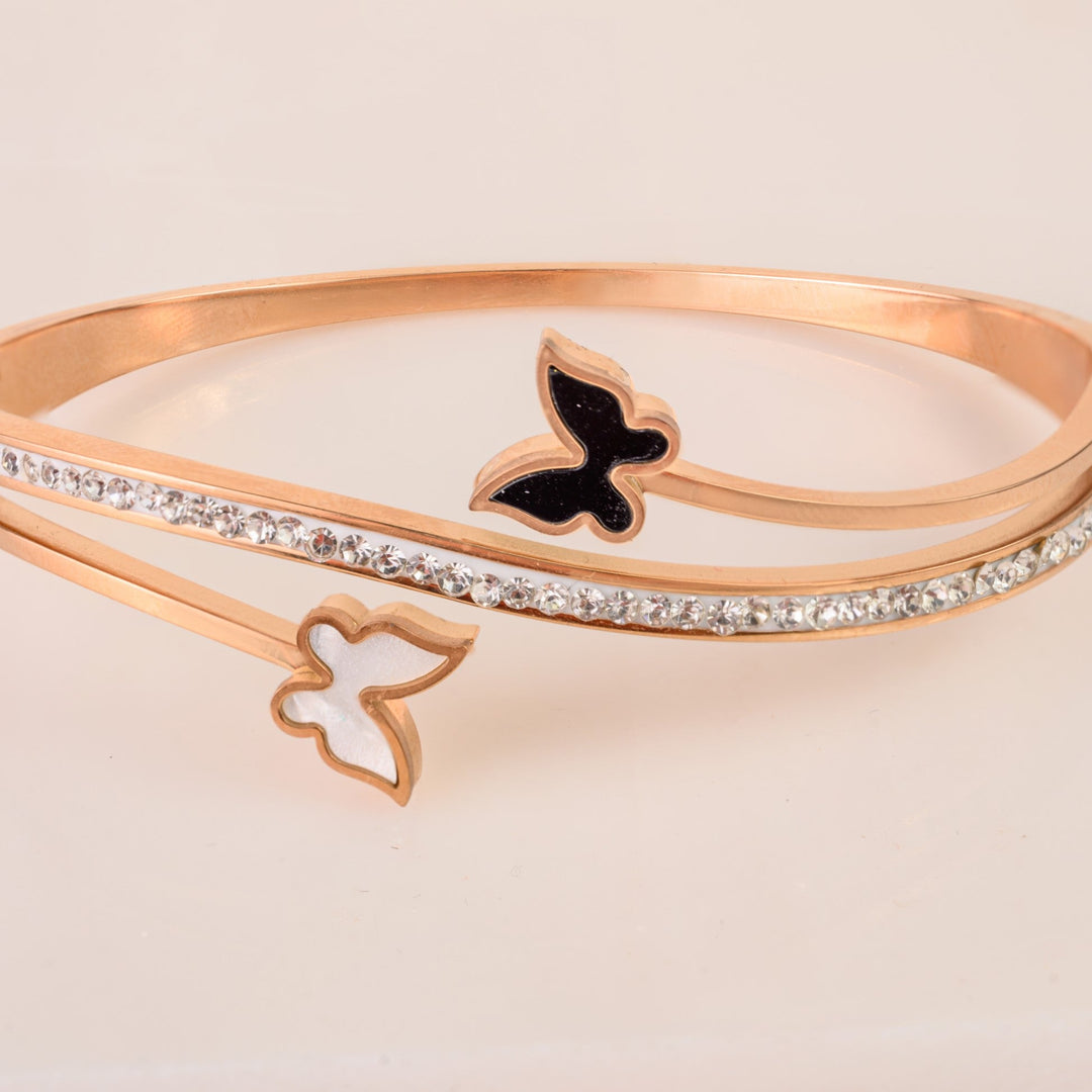 BUTTERFLY BANGLE WITH MOP