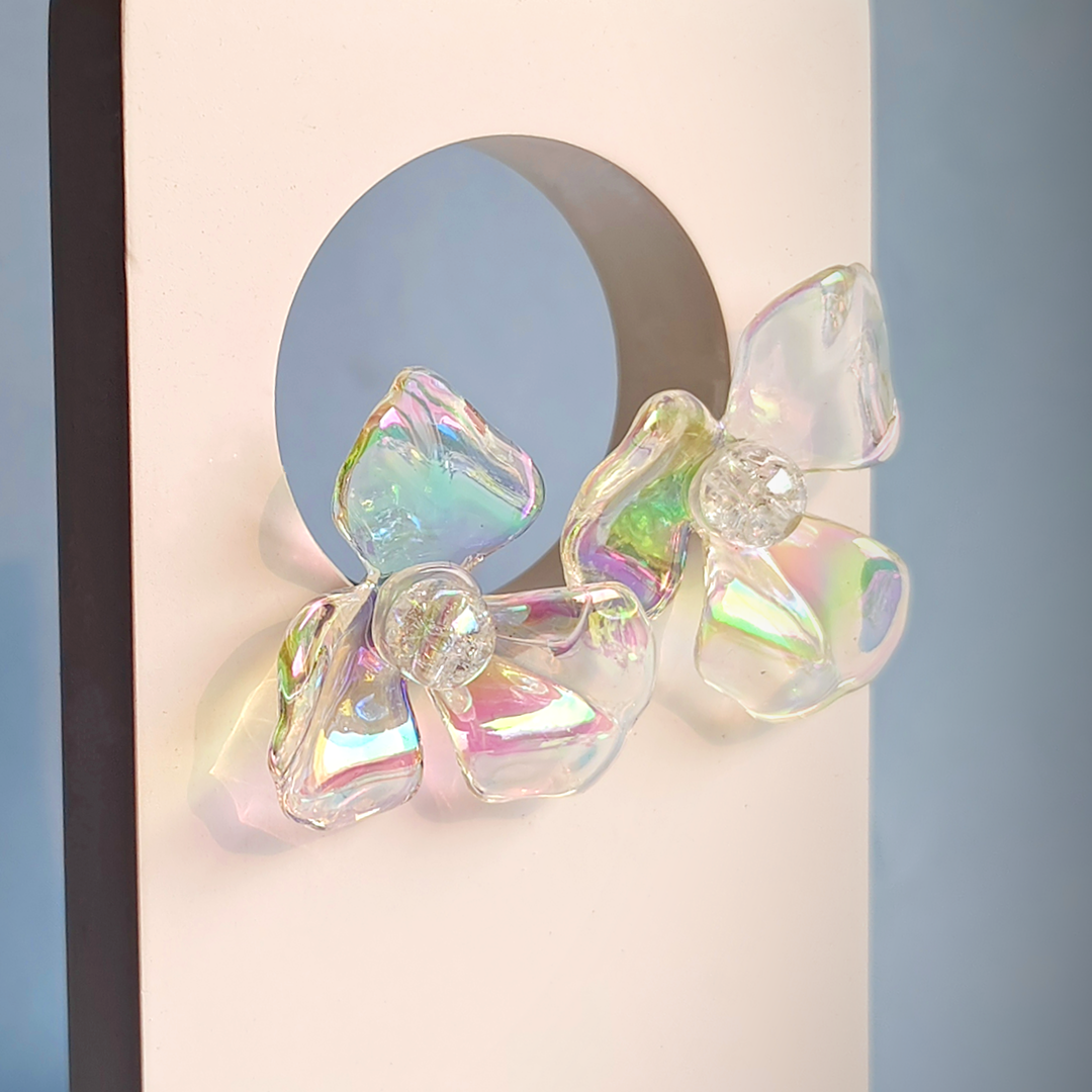 HOLOGRAPHIC FLORAL EARRING-Adorelane